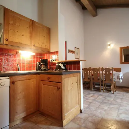Spacieux Pour 6 Avec Balcon Et Parking Appartamento
