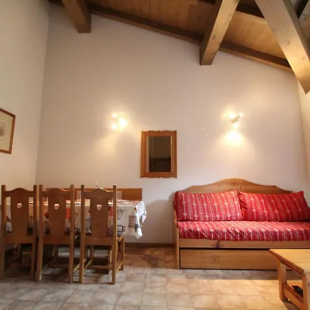Apartment Cosy 6 Pers A Val Cenis, Au Pied Des Pistes, Proche Commerces Et Services - Fr-1-508-111 *